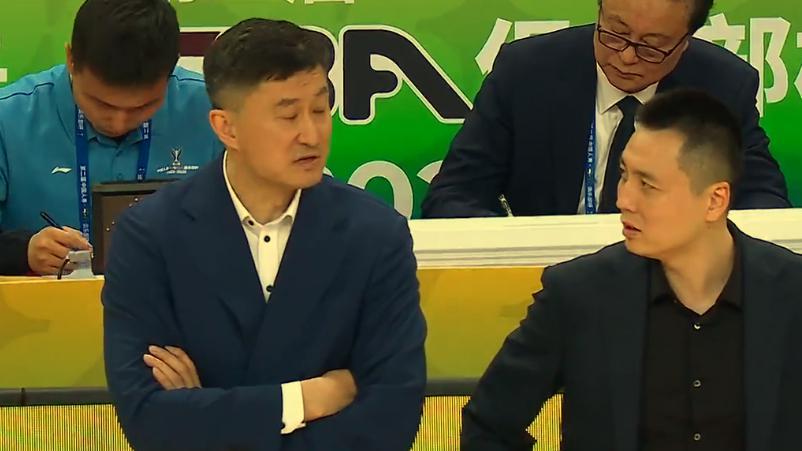 v站体育-上海淘汰广东进四强！卢伟给足了杜锋面子，否则赢30分都不成问题