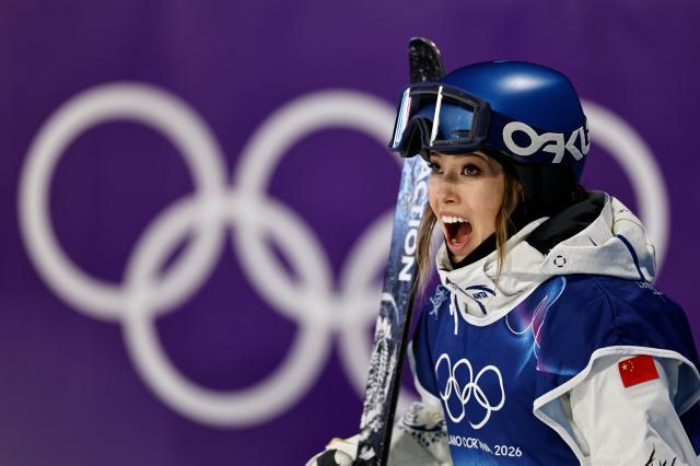 谷爱凌大心脏!第2跳摔倒,总分第2晋级大跳台决赛