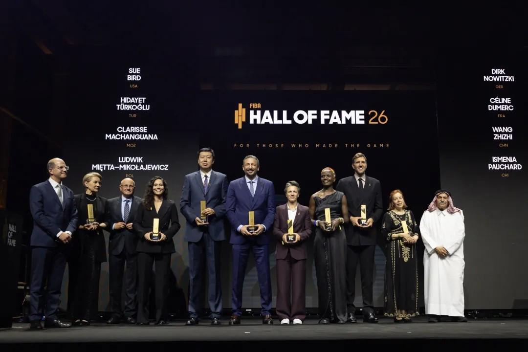 第五位入选FIBA名人堂的中国球员，中国篮协发贺信致敬王治郅